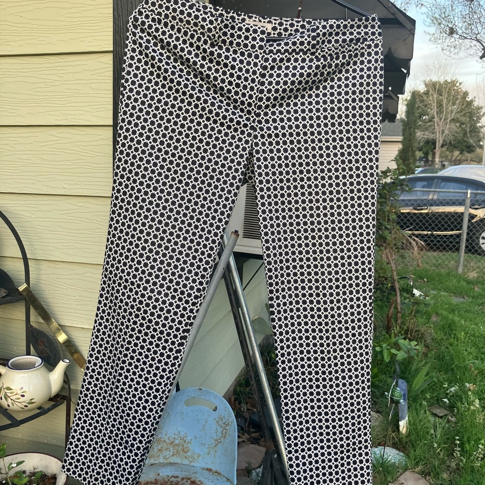 Madison Black & White Geometric-Print Pants